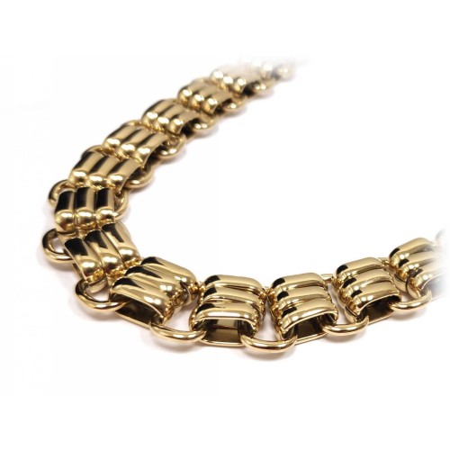 Karma Fashion 2212-418X