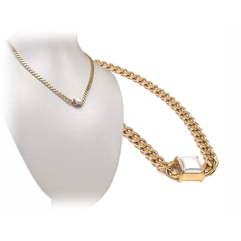 Karma Fashion 2322-059X